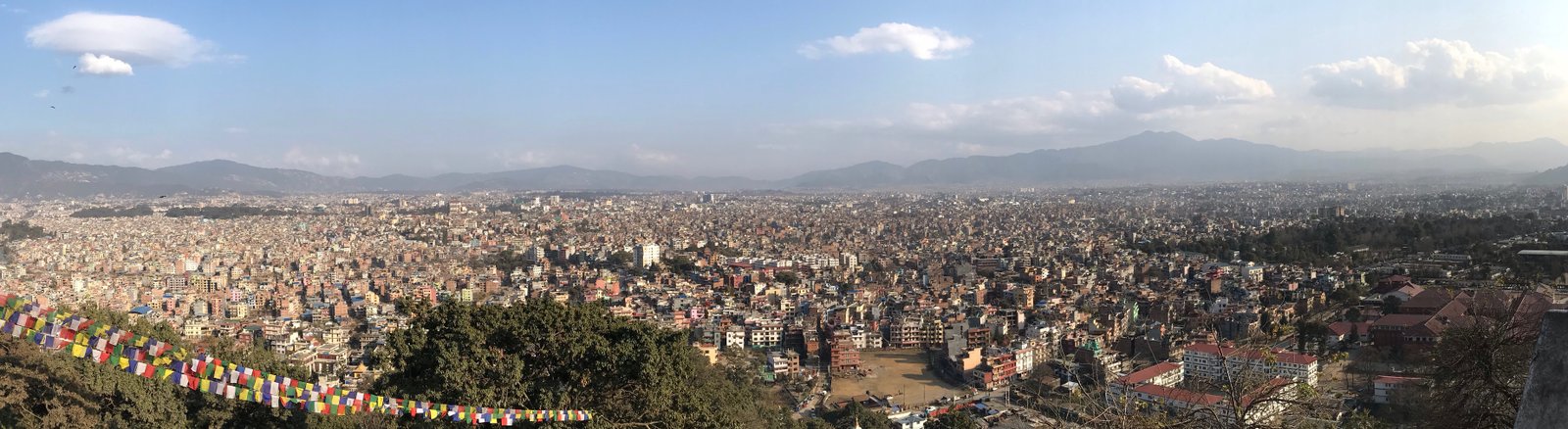 Más de 790 muertos en Nepal y al menos 16 en China por inundaciones catastróficas